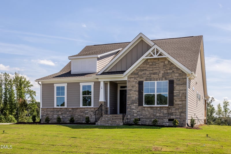 18 Rustic Woods Ct, Angier, NC 27501