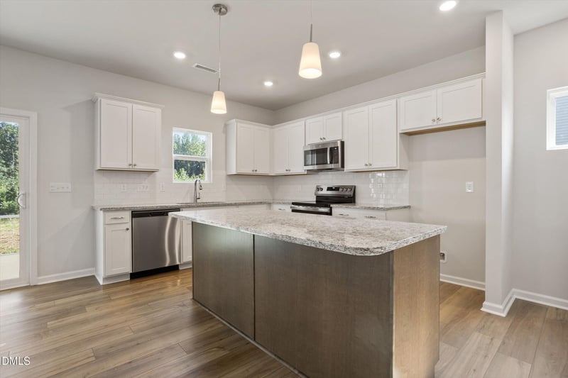 180 Buckthorn Dr, Youngsville, NC 27596