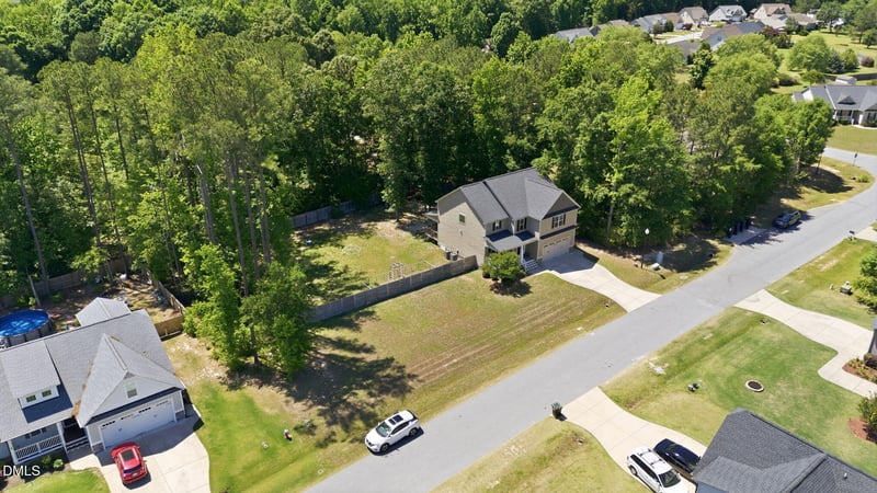 180 Long Grass Dr, Smithfield, NC 27577