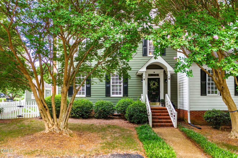 1801 Carrington Dr, Raleigh, NC 27615