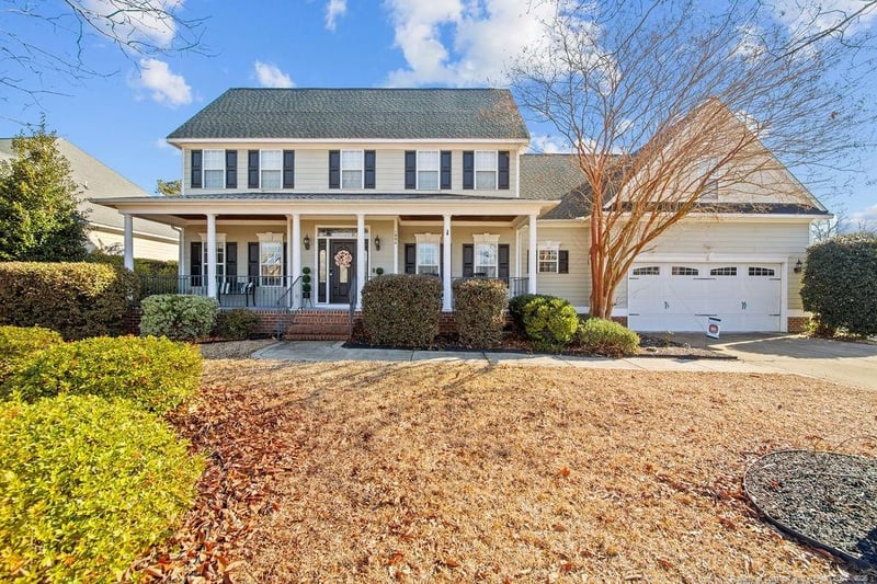 1804 Holloman Dr, Fayetteville, NC 28312
