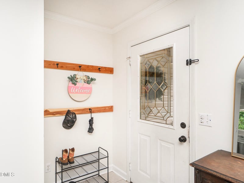 1805 Travis Ln, Burlington, NC 27217