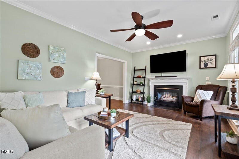 1809 Misty Hollow Ln, Apex, NC 27502