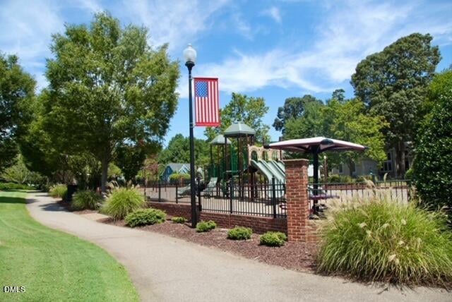 1809 Oakboro Dr, Raleigh, NC 27614