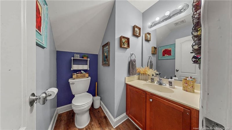 181 Cameron Pines Dr, Sanford, NC 27332