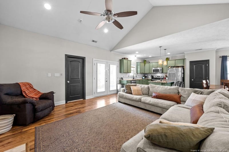 181 Cordelia Ct, Fayetteville, NC 28306