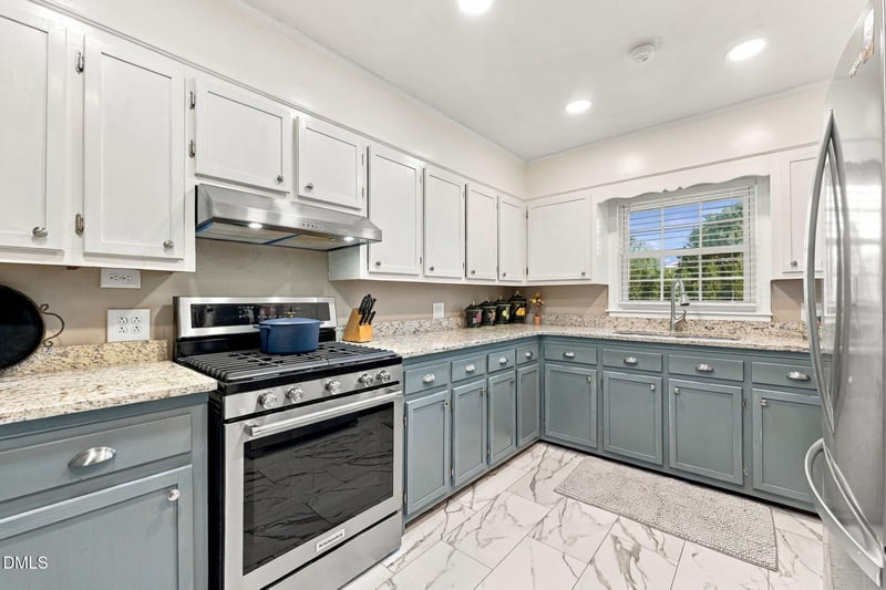 1810 W Front St, Burlington, NC 27215