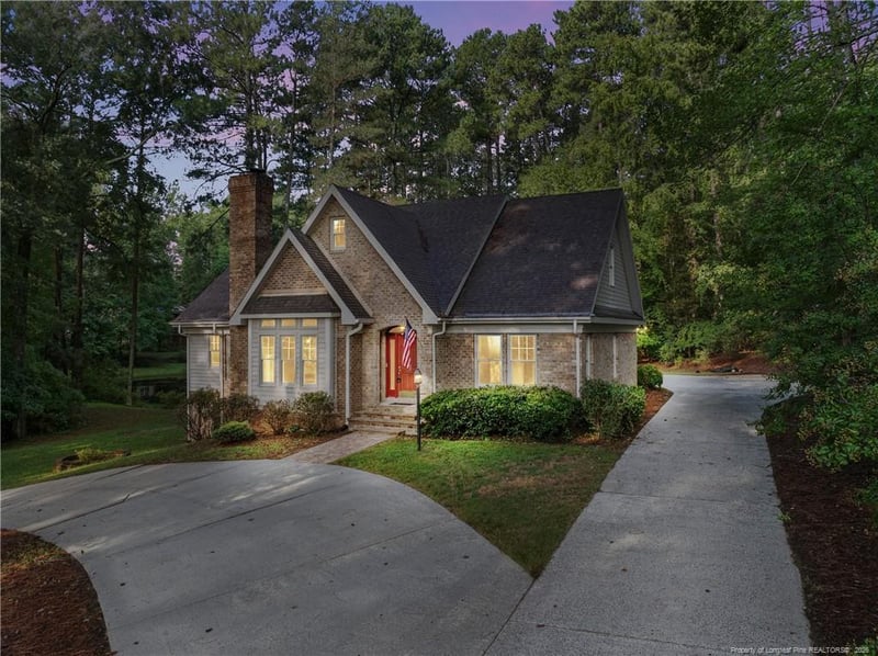 1811 Columbine Rd, Sanford, NC 27330