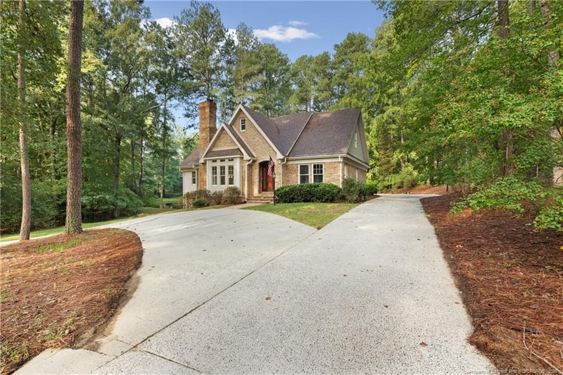 1811 Columbine Rd, Sanford, NC 27330