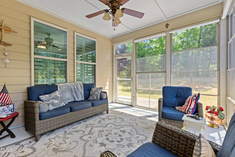 1812 Capstone Dr, Durham, NC 27713