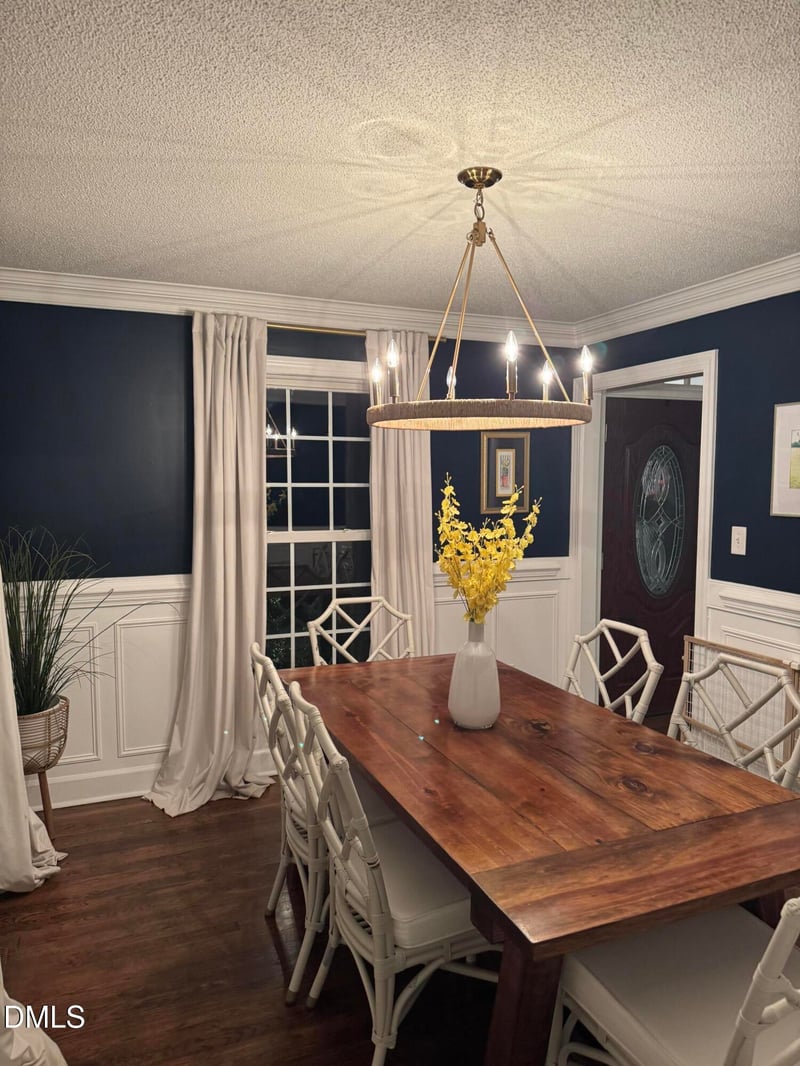 1812 Thorpshire Dr, Raleigh, NC 27615
