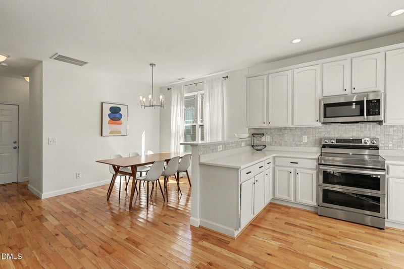 1820 Pear Tree Ln, Durham, NC 27703