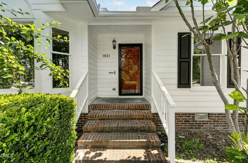 1821 Winway Dr, Raleigh, NC 27610