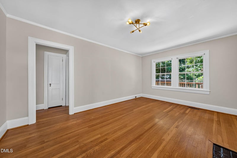 1829 Arlington St, Raleigh, NC 27608
