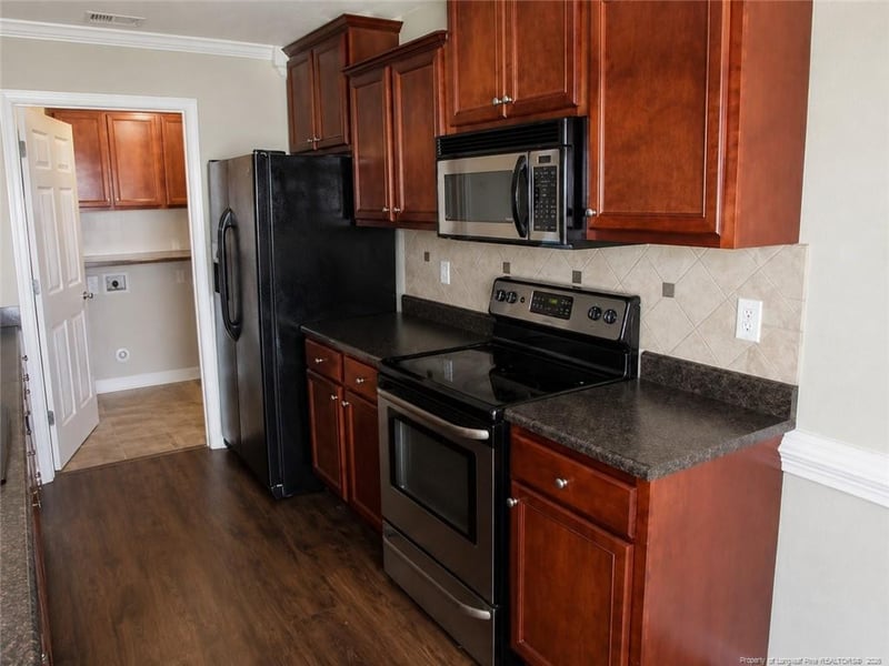 1830 Balmoral Dr #201, Fayetteville, NC 28304