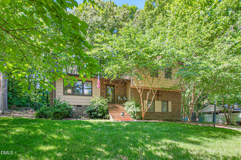 1832 Travis Ln, Burlington, NC 27217