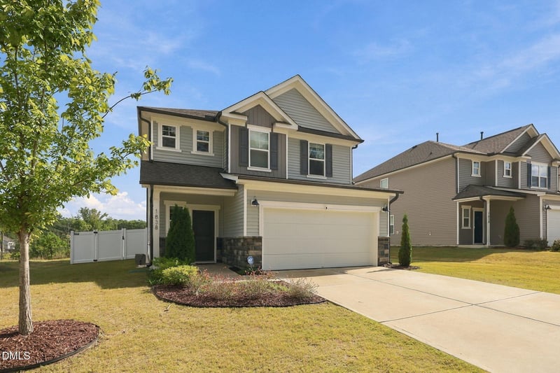 1838 Carlton Links Dr, Fuquay Varina, NC 27526