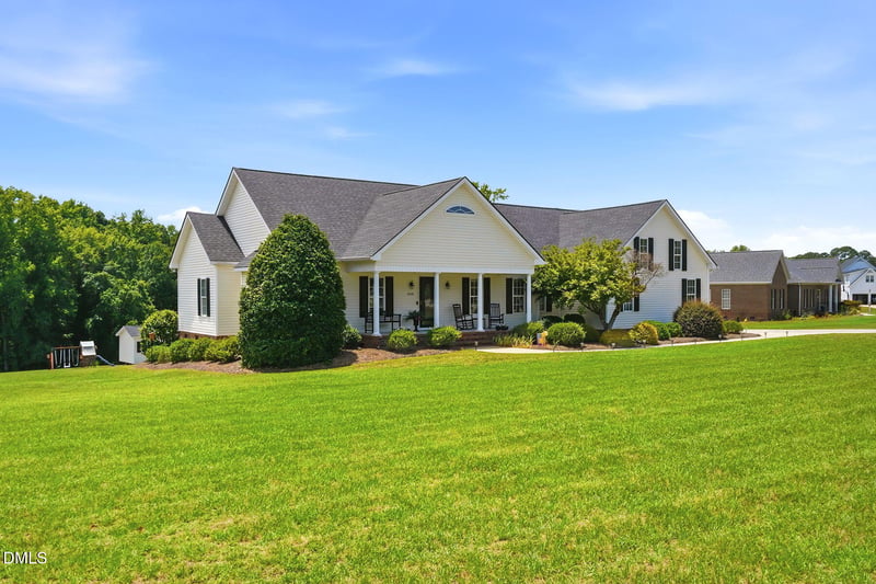 1838 Wheeler Dr, Angier, NC 27501
