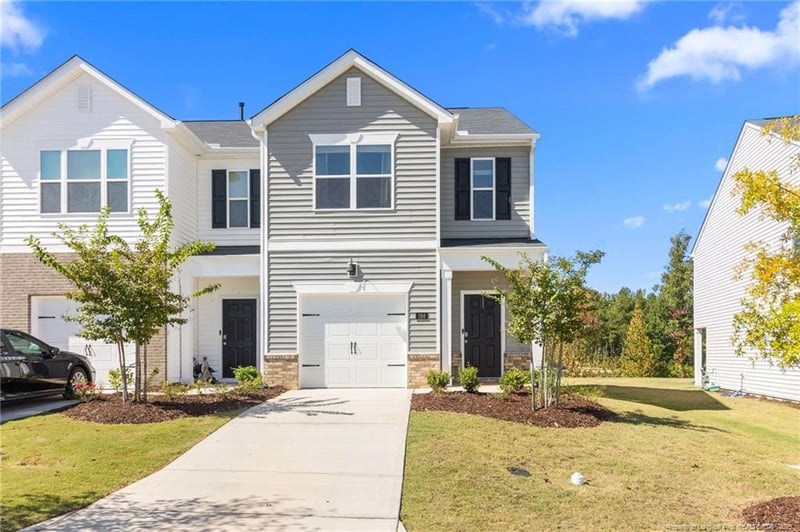 184 Starlight St, Sanford, NC 27330
