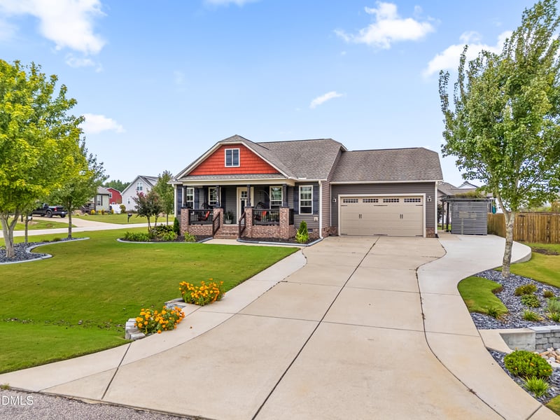 184 Westchase Dr, Clayton, NC 27527