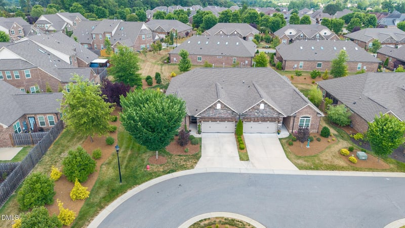 185 Balmoral Ct, Burlington, NC 27215