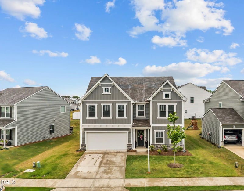 185 Horseshoe Pl, Angier, NC 27501