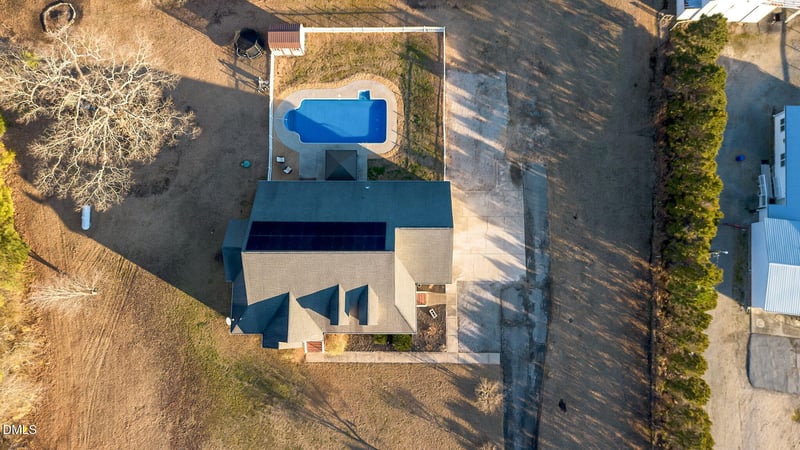 1869 Firetower Rd, Smithfield, NC 27577