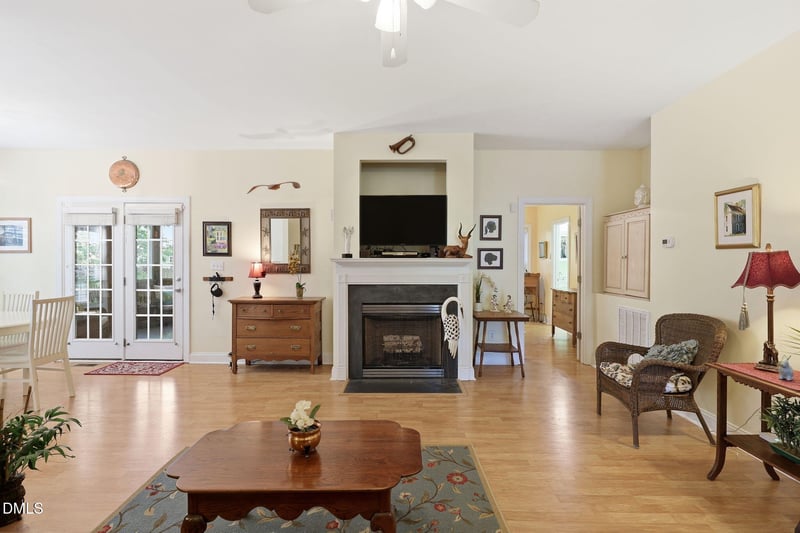 187 Buckaroo Dr, Louisburg, NC 27549