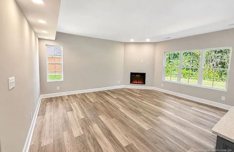 1870 Cascade St, Fayetteville, NC 28301
