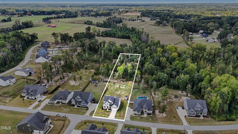 188 Streamside Dr, Angier, NC 27501
