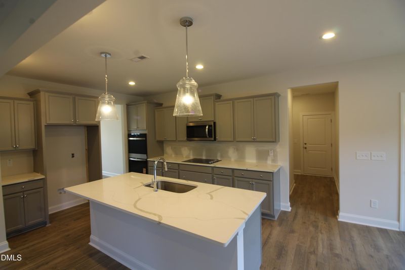 189 Margot Manor Dr, Benson, NC 27504