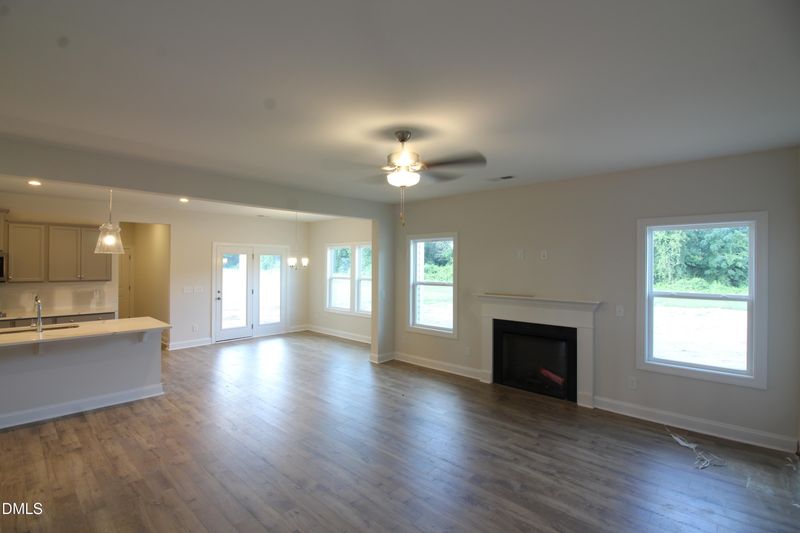 189 Margot Manor Dr, Benson, NC 27504