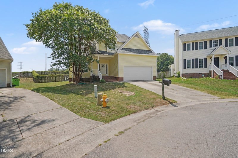 1900 Jupiter Hills Ct, Raleigh, NC 27604