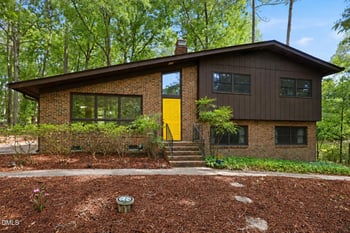 1904 Overland Dr, Chapel Hill, NC 27517