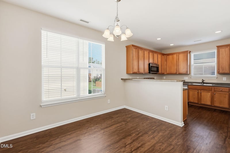 1912 Pear Tree Ln, Durham, NC 27703