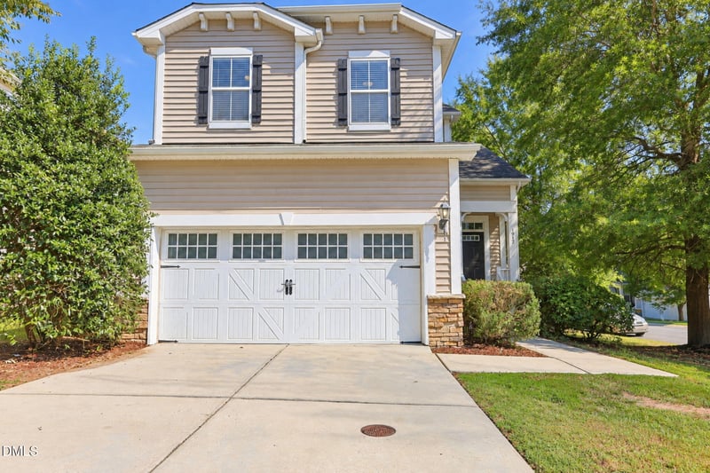 1912 Pear Tree Ln, Durham, NC 27703