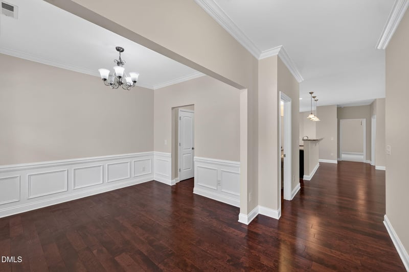 1913 Glenkirk Dr, Burlington, NC 27215
