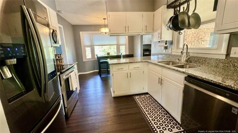 1916 Paisley Ave, Fayetteville, NC 28304