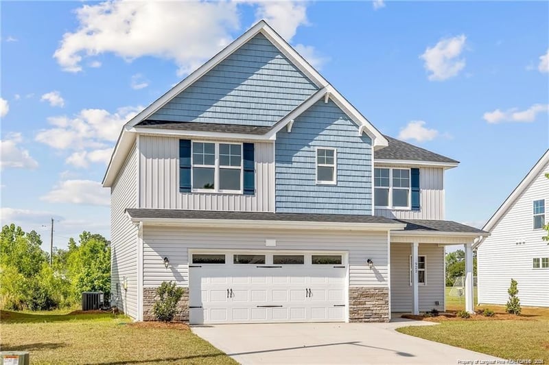 1922 Bluffside Dr, Fayetteville, NC 28312