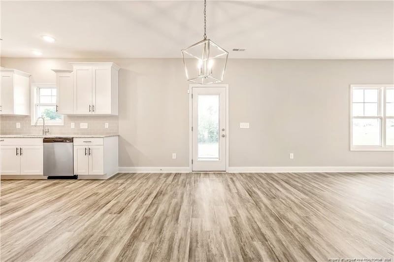 1922 Bluffside Dr, Fayetteville, NC 28312