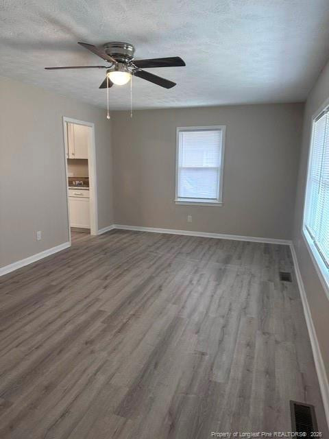 1925 Crestview Dr, Fayetteville, NC 28304