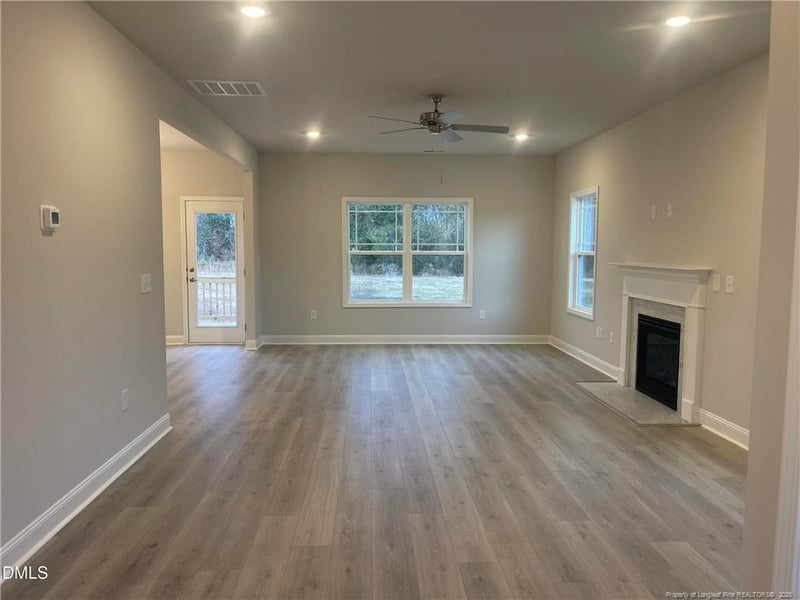 193 Falls Of The Cape Dr, Lillington, NC 27546