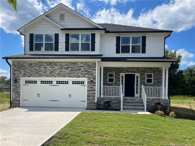 193 Falls Of The Cape Dr, Lillington, NC 27546