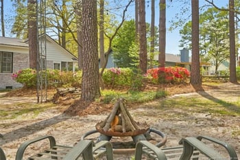 1933 Merrimac Dr, Fayetteville, NC 28304