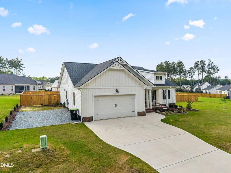 194 Cherry Birch Ln, Zebulon, NC 27597