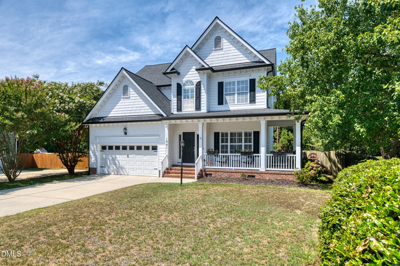 1941 N Bryson Ct, Fuquay Varina, NC 27526