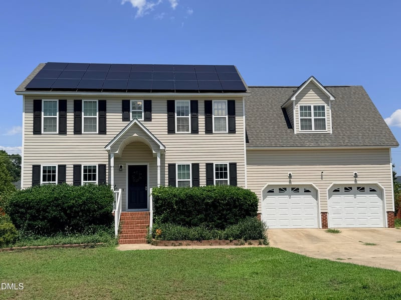 195 Moonlight Dr, Fuquay Varina, NC 27526
