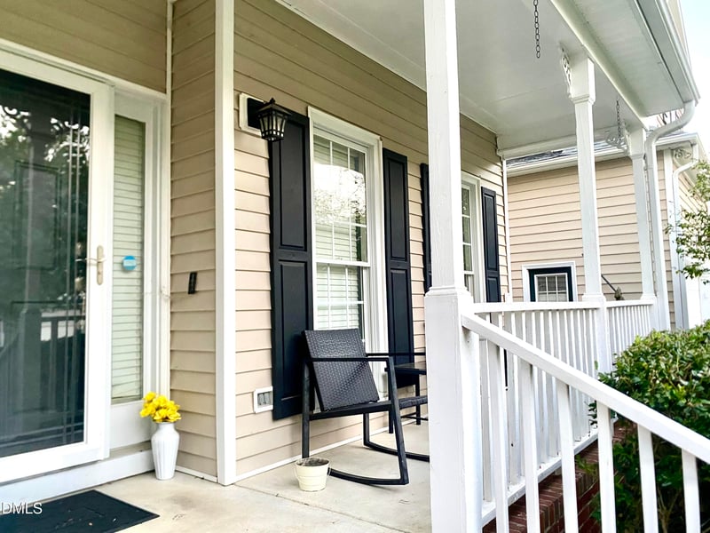 1955 Somerset Hills Ct, Raleigh, NC 27604