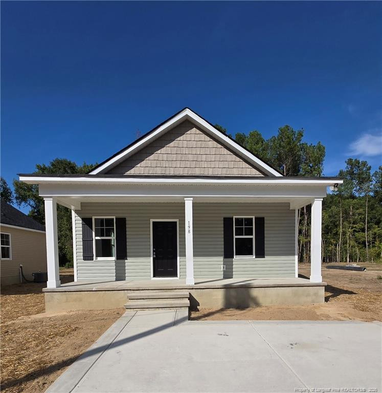 198 Jenkins St, Dunn, NC 28334
