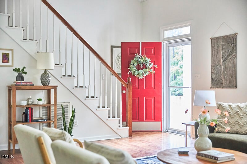 2 Creeks Edge Ct, Durham, NC 27713
